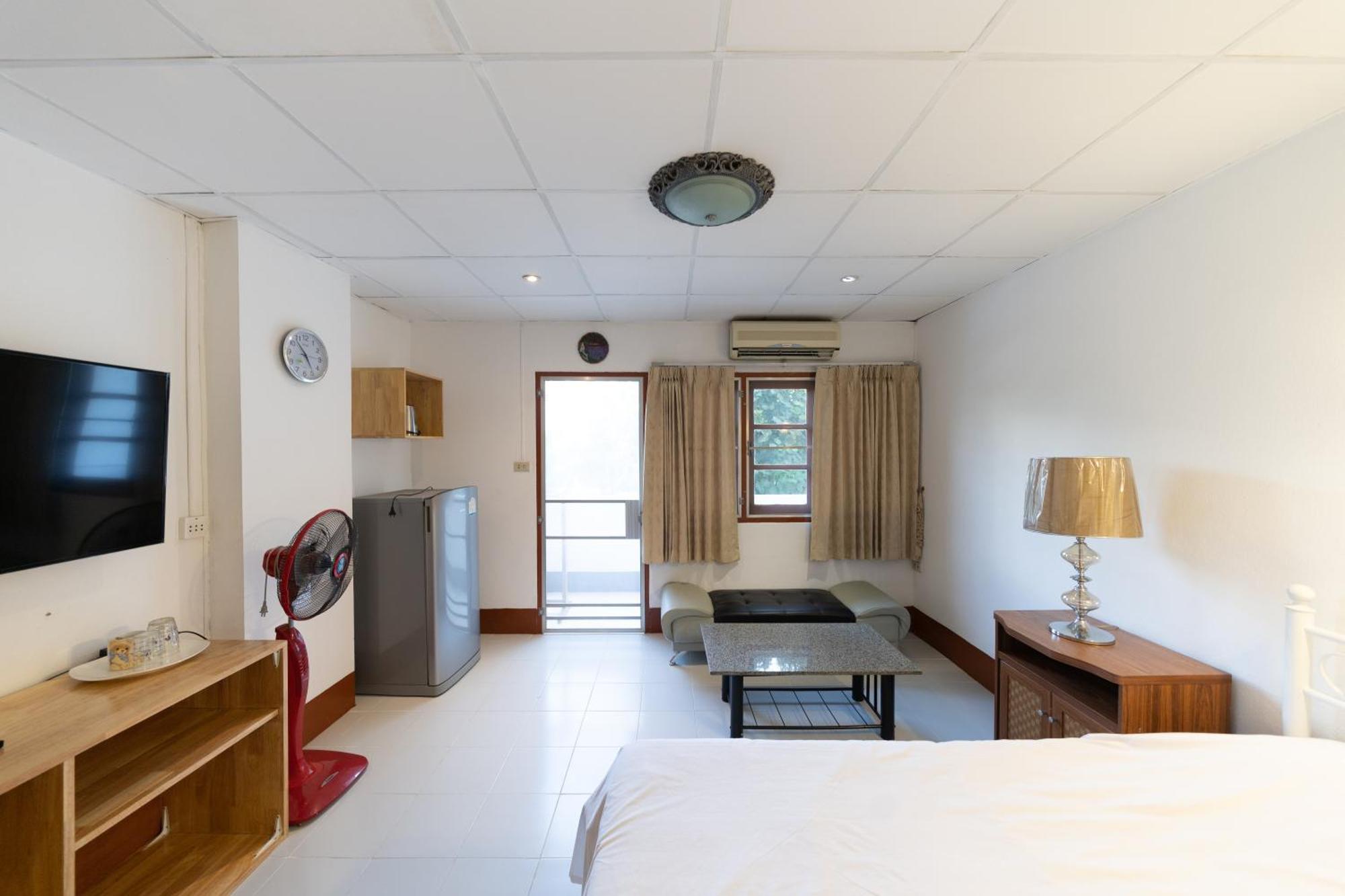 Chiang Mai Mansion Hotel Bagian luar foto